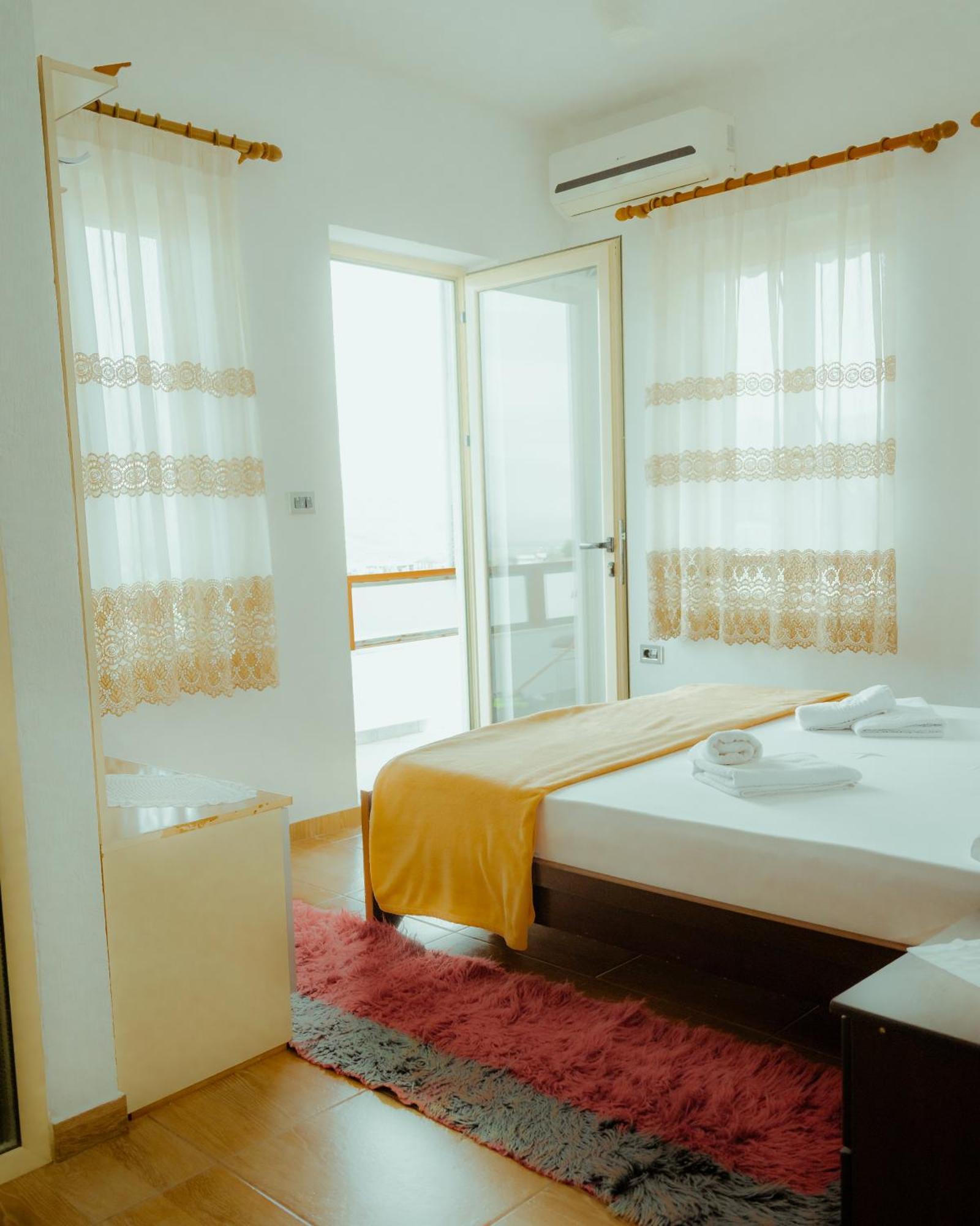 Guesthouse Shtino Gjirokastër 外观 照片